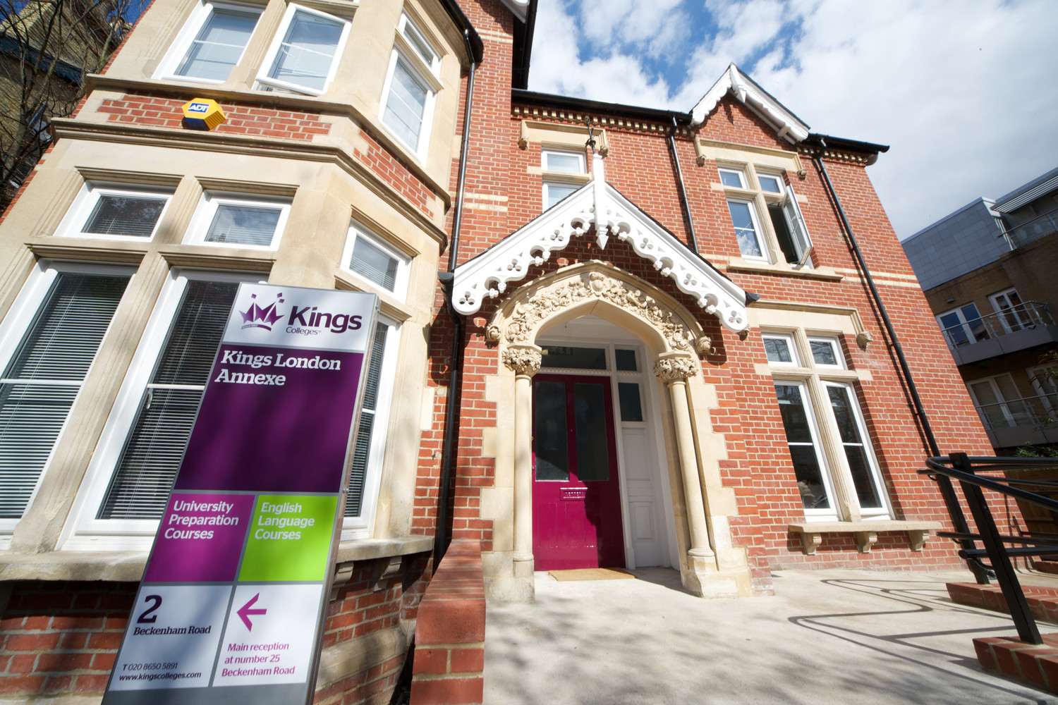 à¹€à¸£à¸µà¸¢à¸™à¸ à¸²à¸©à¸²à¸­à¸±à¸‡à¸à¸¤à¸©à¸—à¸µà¹ˆ Kings Education | EFL UK à¹€à¸£à¸µà¸¢à¸™à¸•à¹ˆà¸­à¸­à¸±à¸‡à¸à¸¤à¸©